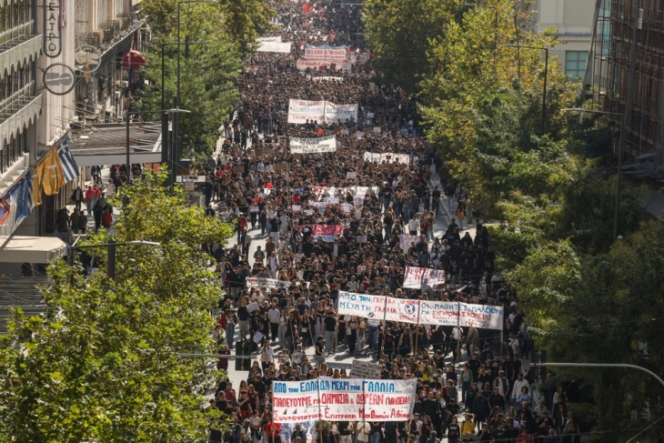 И во Грција протести поради лошите услови во училиштата и факултетите