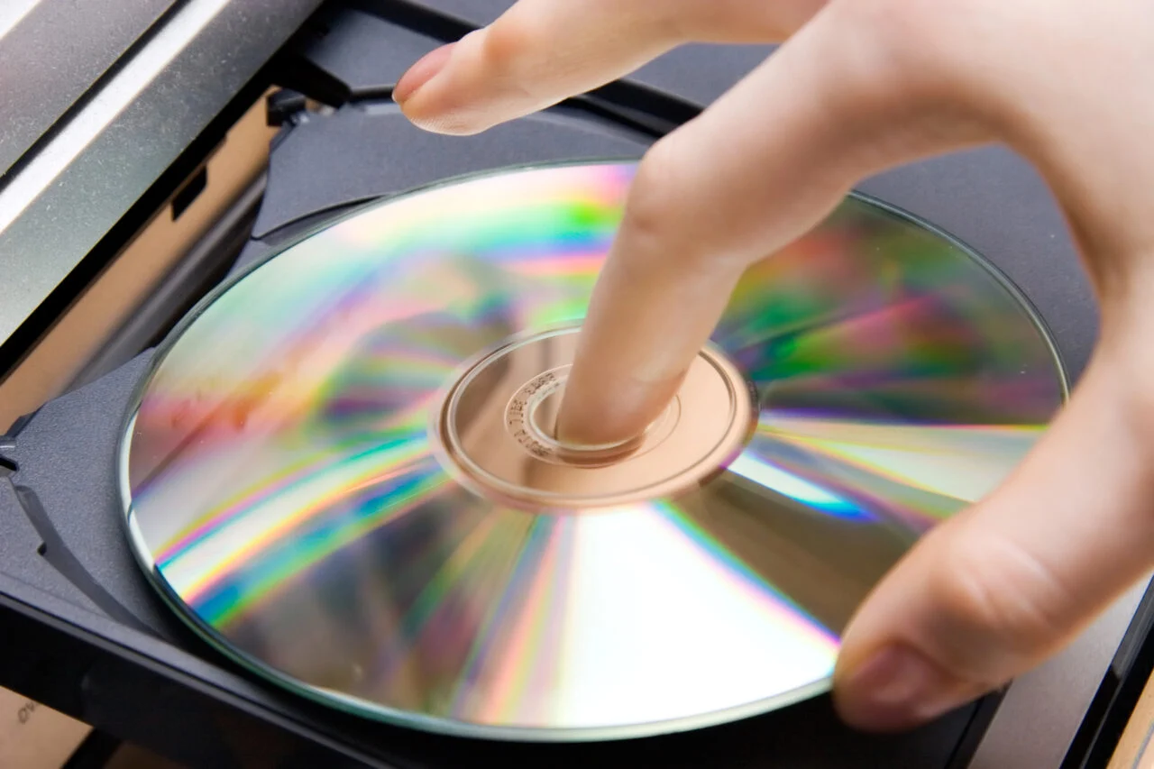 Младите повторно купуваат ЦД-а, продажбата расте