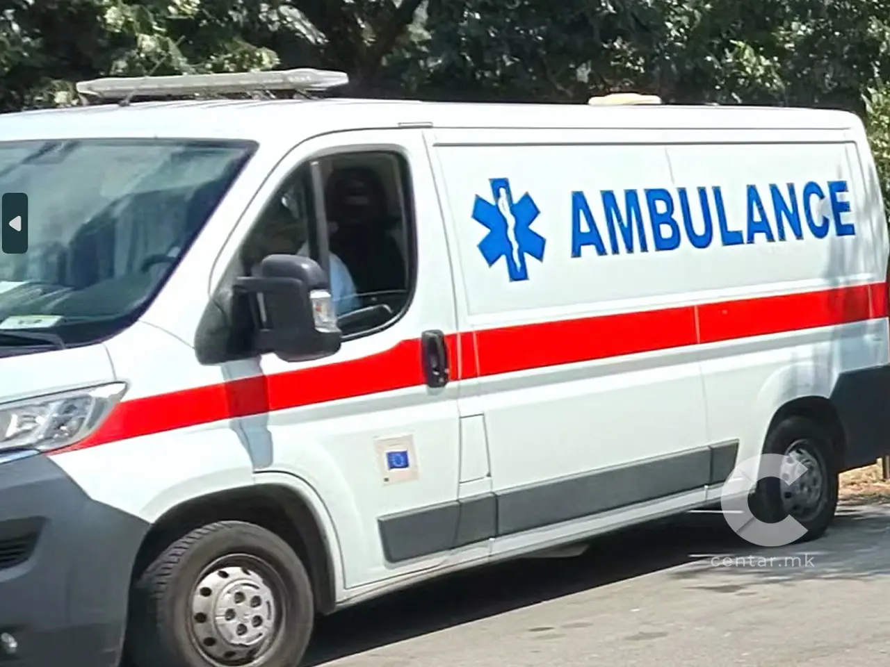 33-годишен велосипедист тешко повреден по пад во село Топлица