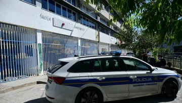 ЕВАКУИРАНИ ГИМНАЗИИ ВО ХРВАТСКА: Евакуирани гимназии во Сплит и Загреб