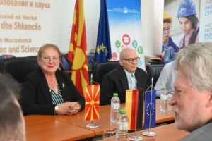 МОН ја проширува инвестициската програма: реконструкција и на државните училишта со ресурсни центри, покрај студентските домови