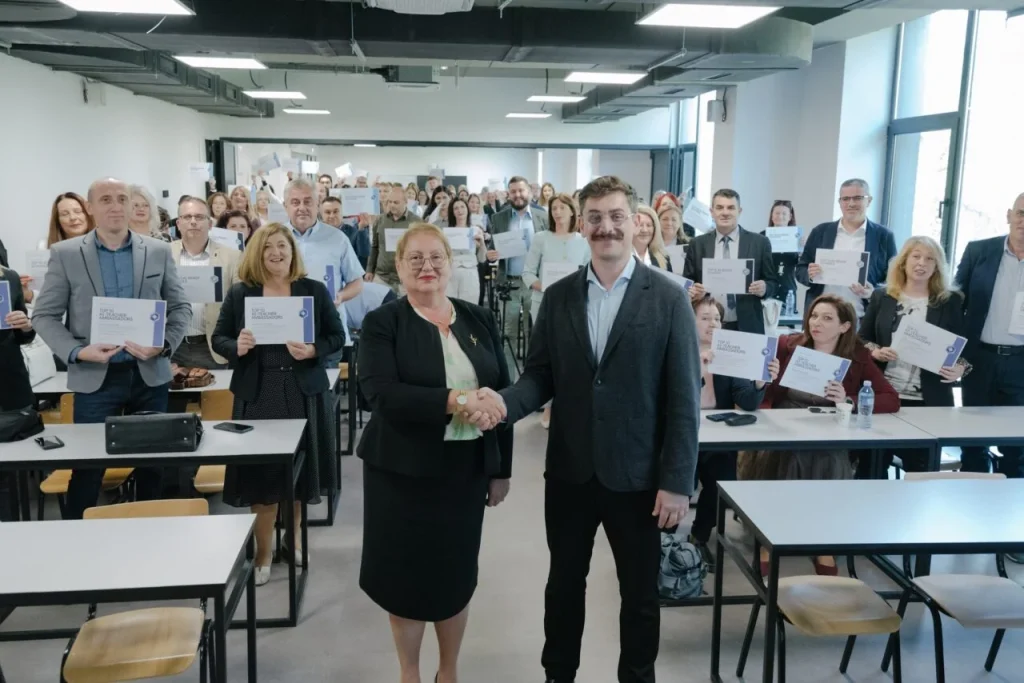 Со AI до поквалитетно образование: Може ли вештачката интелигенција да ја развие вистинската?