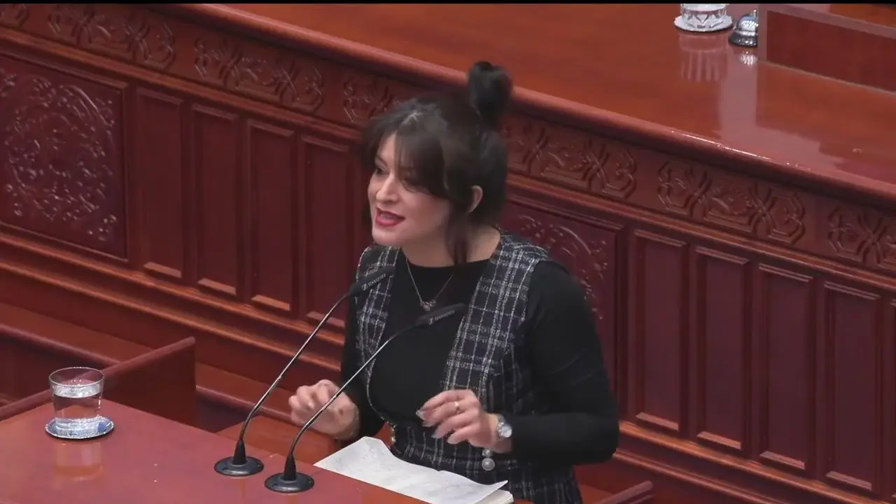 Мојсоска: Божиновска е на добар пат Македонија да ја претвори во рударска колонија на странскиот капитал