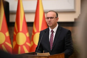 Гаши: Пратениците да ги почитуваат дигнитетот и етичкиот кодекс во меѓусебната комуникација