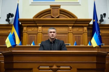 ФЕДОРОВ НЕ ПРИФАЌА ДРУГА ФУНКЦИЈА: Поранешниот министер ќе се врати само на чело на украинската одбрана