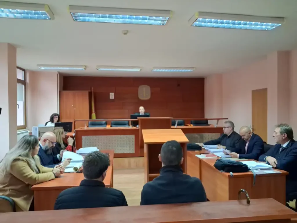 Супервештачењето покажало пропусти во постоперативниот период, продолжува судскиот процес за родилката од Дебар