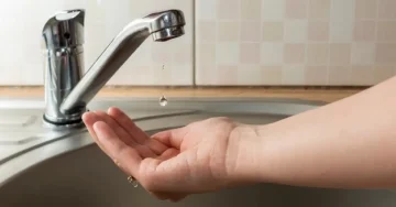 ДЕЛ ОД ЦЕНТАР УТРЕ БЕЗ ВОДА: Дефект на водоводната мрежа на  булевар „Св. Климент Охридски“