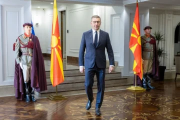 ДРЖАВАТА НЕМА ЛУЃЕ ЗА ДЕЛЕЊЕ: Македонија мора да биде поголема до сите разлики, вели Мицкоски