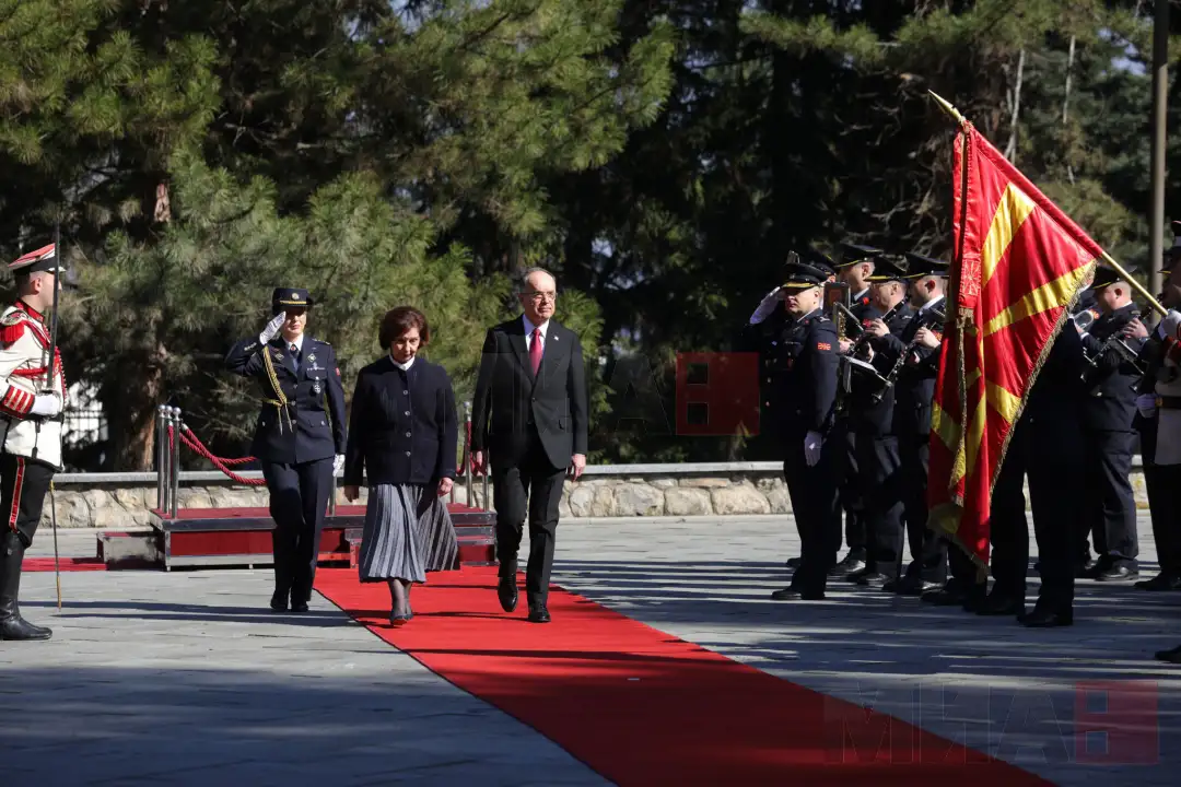 Претседателката Сиљановска-Давкова го пречека албанскиот претседател Бегај