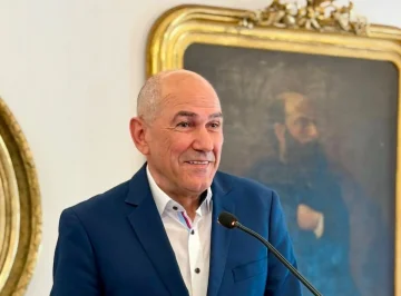 Јанша ја повика ЕУ да ги исполни ветувањата за проширувањето на Западен Балкан