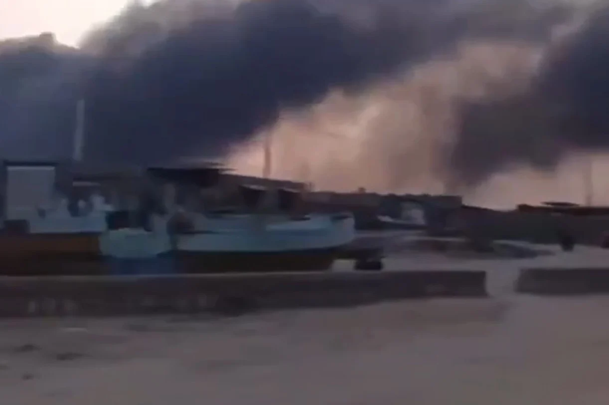 (Видео) Нови експлозии во Иран: нападнат остров во близина на Ормутскиот Теснец