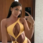 (Фото) Пеѓа Јовановиќ ја има најфаталната сопруга на естрадата: Ја однел во Италија, а таа во стајлинг од 6.000 евра