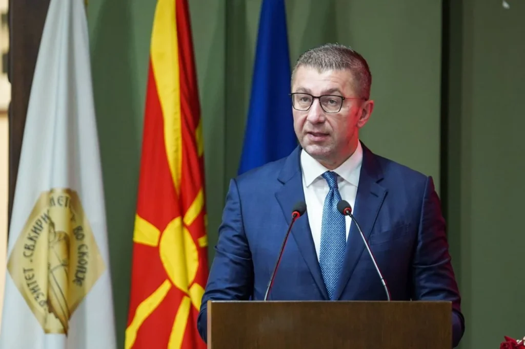 Мицкоски: Продолжуваме да вложуваме во современа медицинска опрема и развој на трансплантациската медицина
