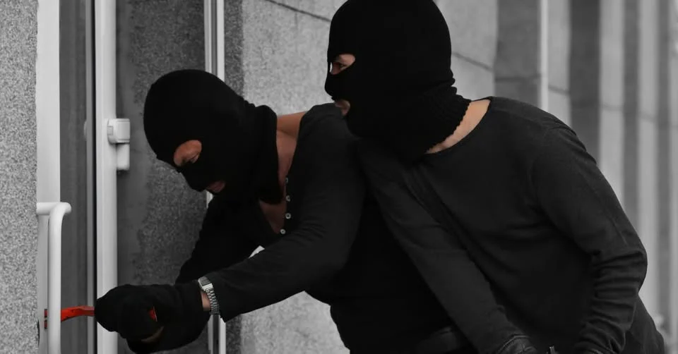 Расчистени две кражби во Тетово, лишени од слобода две лица