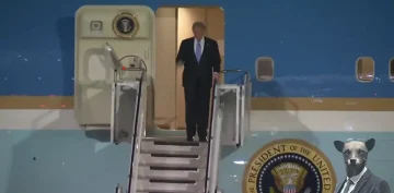 (ВИДЕО) Трамп пристигна во Кина