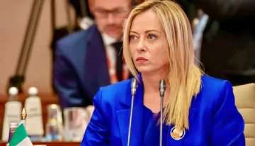 МЕЛОНИ ИЗРАЗИ СОЛИДАРНОСТ СО ПОЛИЦИЈАТА: Градоначалникот на Милано загрижен по судирите на протестите