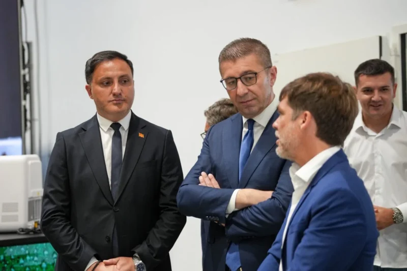 [ВИДЕО] Мицкоски: Компанијата „ВИК“ ја проширува инвестицијата во Прилеп, предвидени нови 300 вработувања