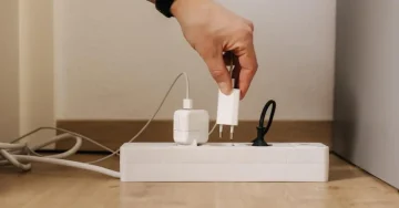 Повеќе општини утре ќе останат без струја – ЕВН најавува зафати во мрежата