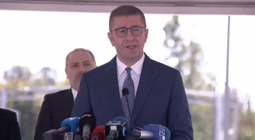 „ЌЕ МЕ КОЛЕЛ НА ПЛОШТАД“: Мицкоски кажа какви закани добил на социјалните мрежи, одреден притвор за лицето