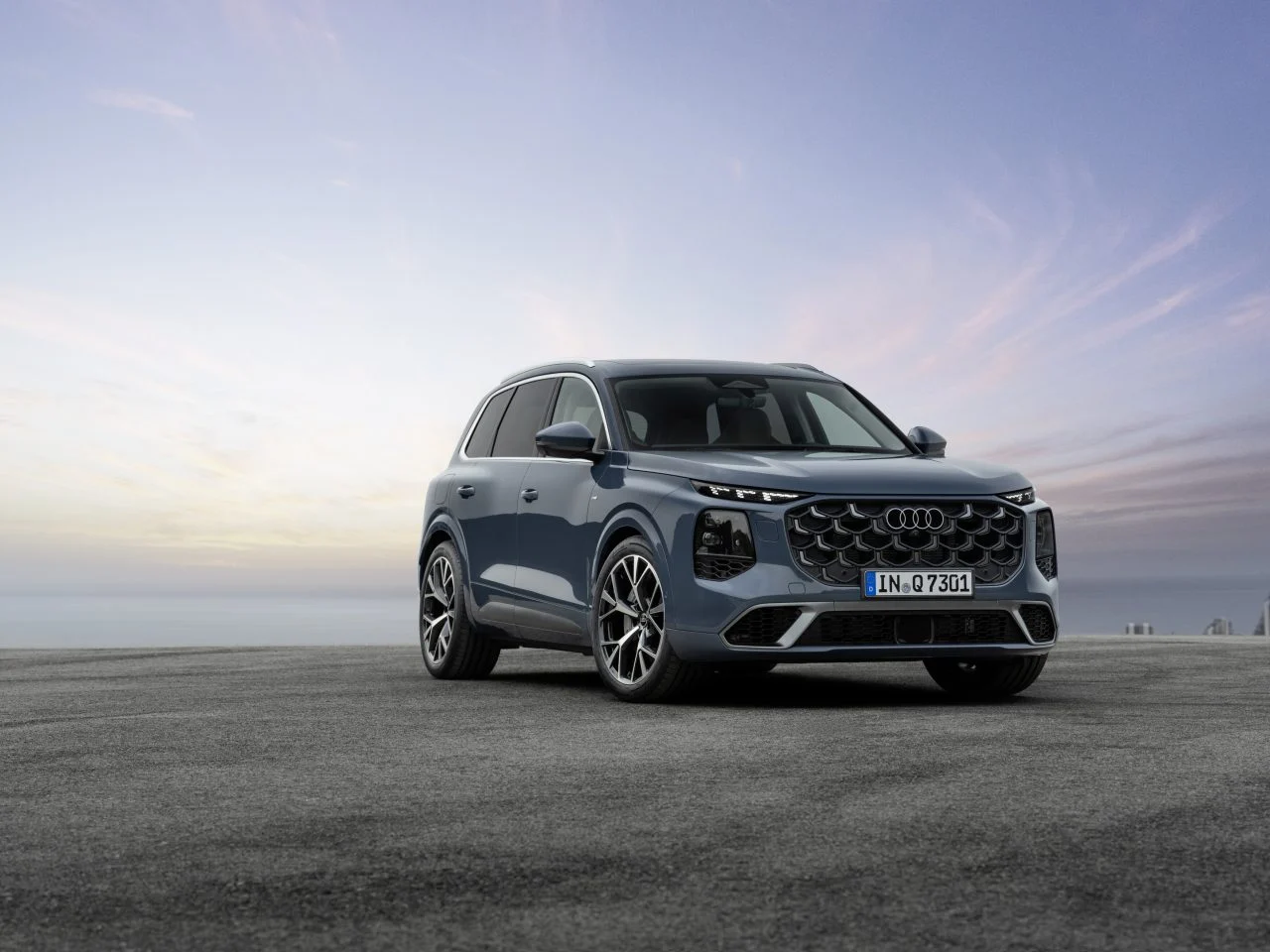 Трета генерација на успешниот SUV: новиот Audi Q7 ги обединува разновидноста и перформансите