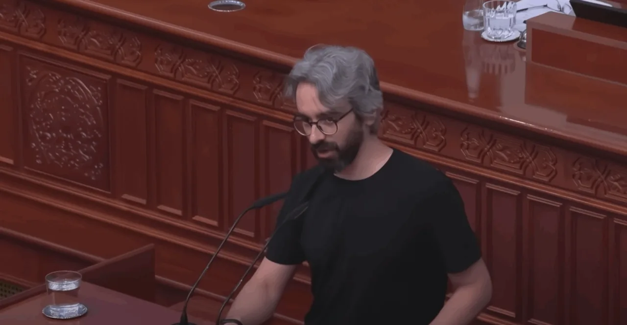 Апасиев: Новиот јавен обвинител како да има иста глава со Мицкоски