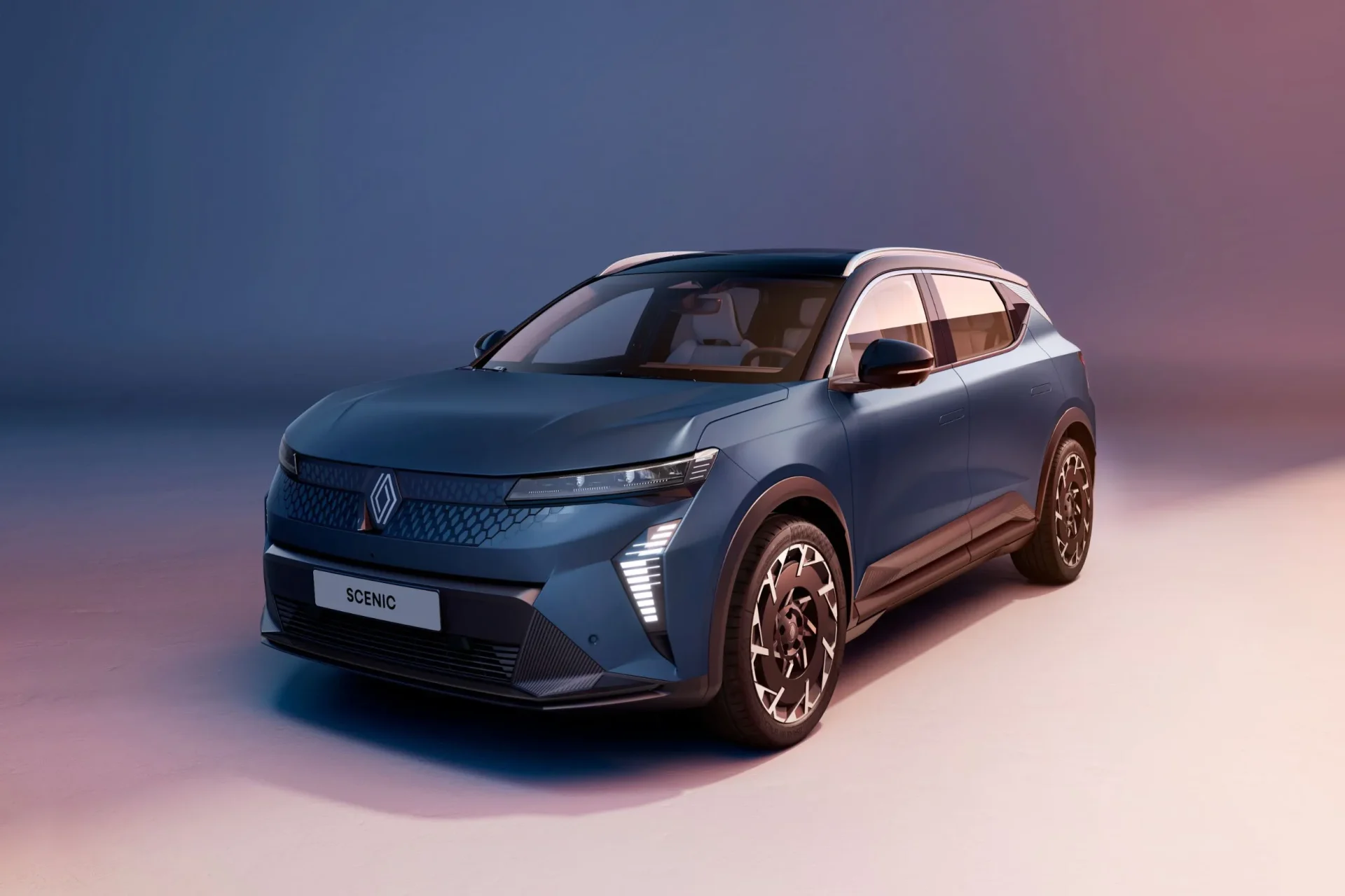 Renault Scenic E-Tech добива поголема автономија и Google Gemini