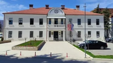 Кривична пријава за градоначалникот на Струга, именувал директор без соодветно образование