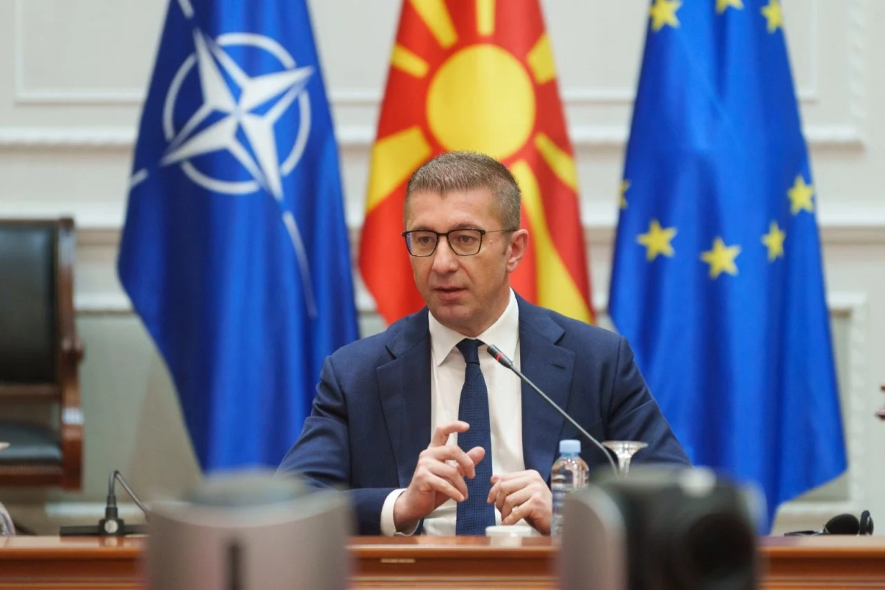 (Видео) Мицкоски најави поевтинување на дизелот за 6 до 6,5 денари