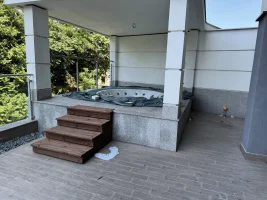 Ќе се продаваат запленетите станови на поранешниот премиер Никола Груевски