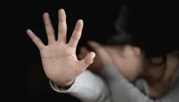 СКАНДАЛ ВО СКОПСКО УЧИЛИШТЕ: Наставник сексуално вознемирувал ученичка