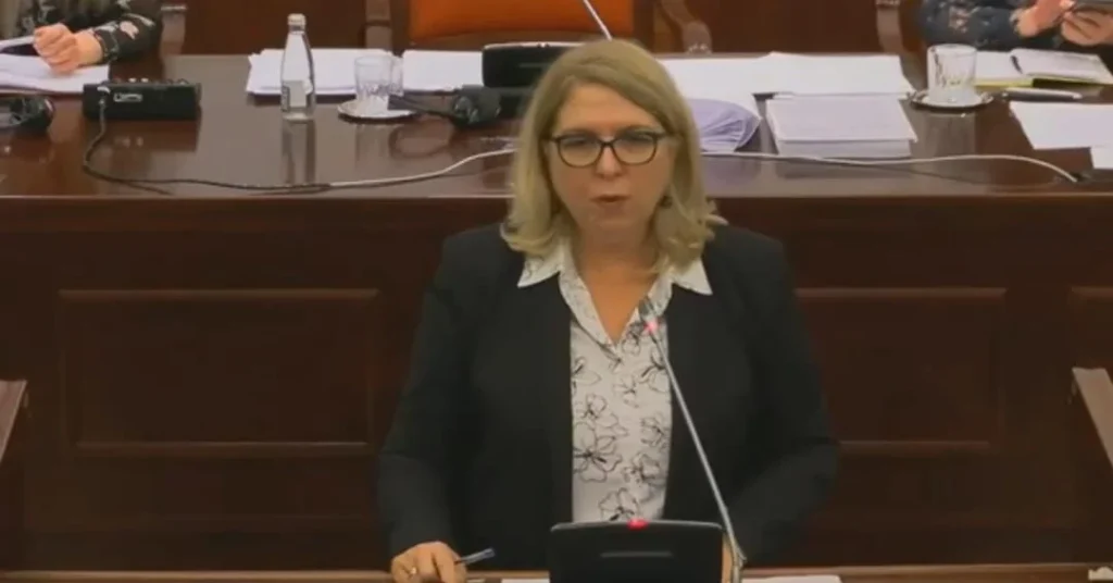 (Видео) Николова: Со вториот ребаланс, власта ги крати парите за реконструкција на училишта, студентски и ученички домови