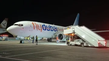 „СРАМОТА Е ДА СЕ МЕШААТ ПАРТИИ КОГА СЕ СПАСУВААТ ЛУЃЕ“: Македонка од Катар распали по лажните вести околу евакуацијата