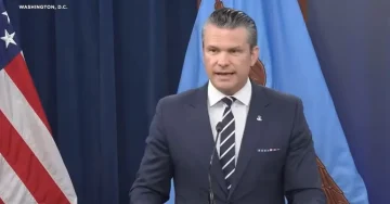 Хегсет: Американските напади во Иран денеска ќе бидат најинтензивни