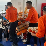 Траект со повеќе од 350 лица потона во Филипини