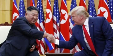 „МНОГУ ДОБРО СЕ СОГЛАСУВАМ СО НЕГО“: Трамп најави нова средба со Ким Џонг-ун до крајот на годината