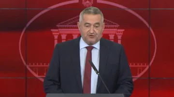 Клековски: Над 650 пациенти чекаат вештачки колкови, но пристапот до операции значително се подобрува