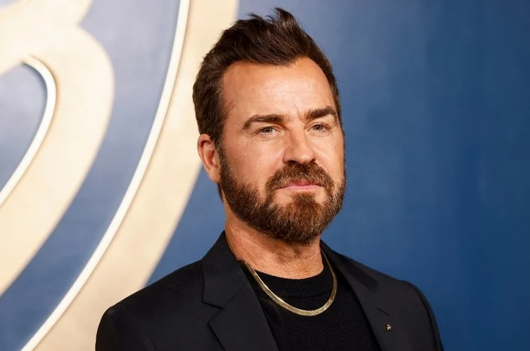 Поранешниот сопруг на Џенифер Анистон и неговата 22 години помлада сопруга добија дете