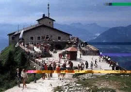 Пожар го зафати планинското засолниште на Хитлер, „Орлово гнездо“