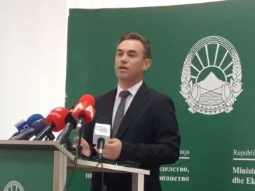 Серафимовски: Владата ќе ги олесни условите за кредитирање на винарниците за зголемен откуп на грозјето