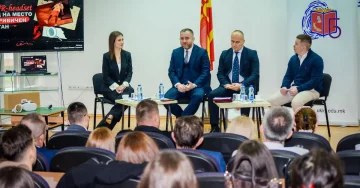 Тошковски: Најдобрите студенти од Факултетот за безбедност директно во МВР