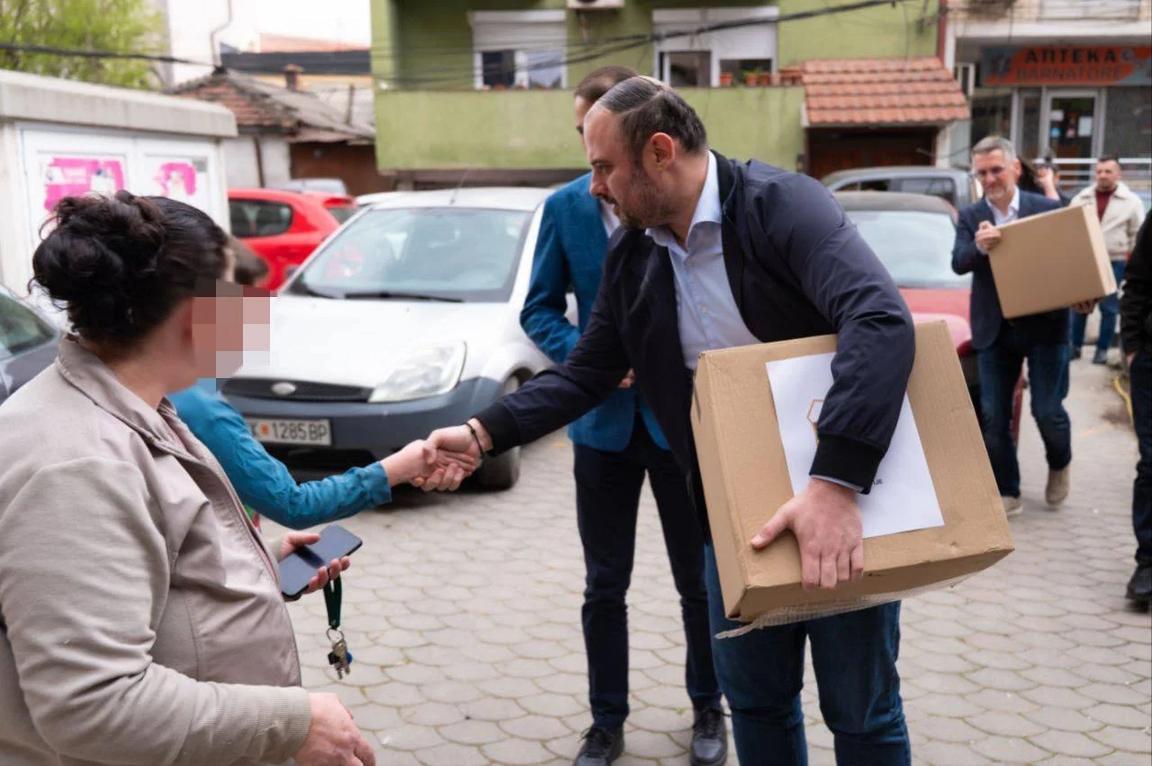 Ѓорѓиевски преку хуманитарна акција со порака за солидарност, заедништво и меѓусебна почит по повод Рамазан Бајрам