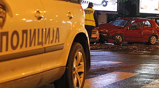 Едно лице загина во Скопје, двајца тешко повредени во Кочани и кај Ростушки мост