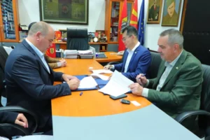 Општина Куманово и Институтот „Конфуциј“ потпишаа меморандум за соработка