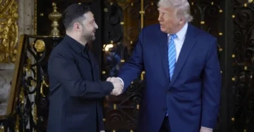 СРЕДБА ЗА КРАЈ НА ВОЈНАТА: Трамп и Зеленски ќе разговараат во Анкара за конфликтот со Русија
