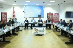Мицкоски на средби со претставници на стопански комори и градежни компани за реализација на капиталните инвестиции