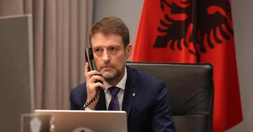 Министрите за надворешни работи на Украина и Југоисточна Европа ќе се сретнат во Тирана во јуни