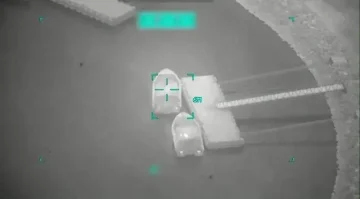 Американските сили уништија 16 ирански пловила во Ормускиот Теснец