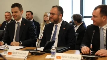 ТОШКОВСКИ ОД ВАШИНГТОН: Стратешкиот дијалог со САД носи конкретни резултати за безбедноста