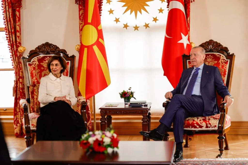 Сиљановска-Давкова со турскиот претседател Ердоган: Турција секогаш била наш близок пријател