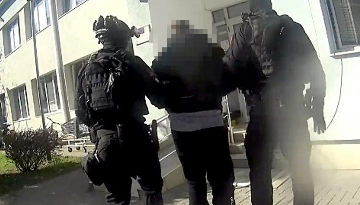 Приведен 22-годишен тетовец за издржување едногодишна затворска казна